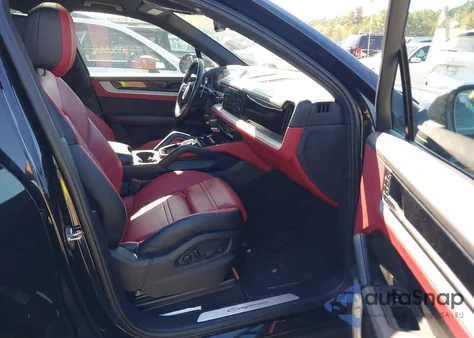 2024 Porsche Cayenne z USA, uszkodzony, nr VIN WP1AA2AY6RDA02454